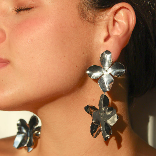 Aretes maxi flor plata