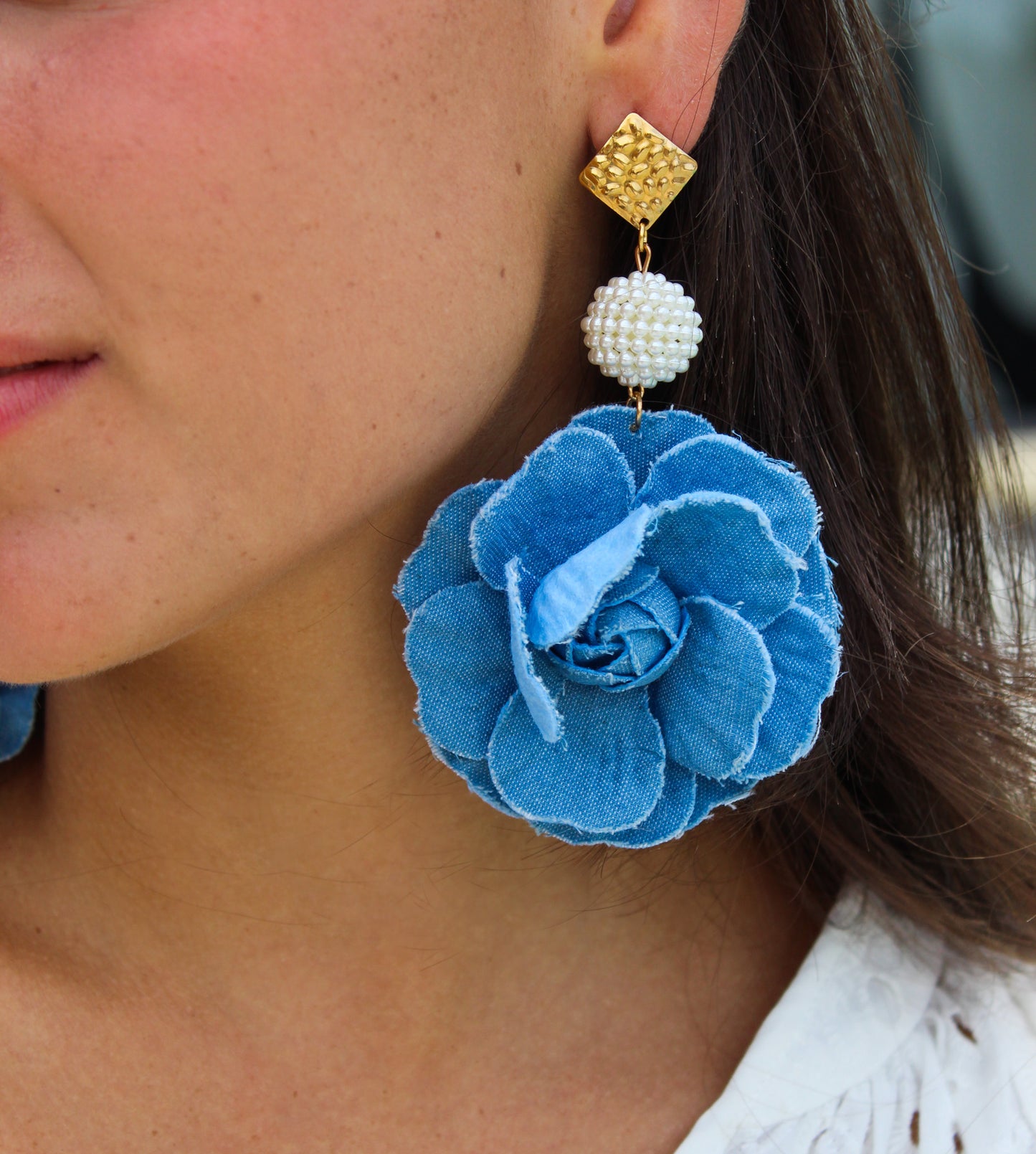 Aretes Ms flor azul